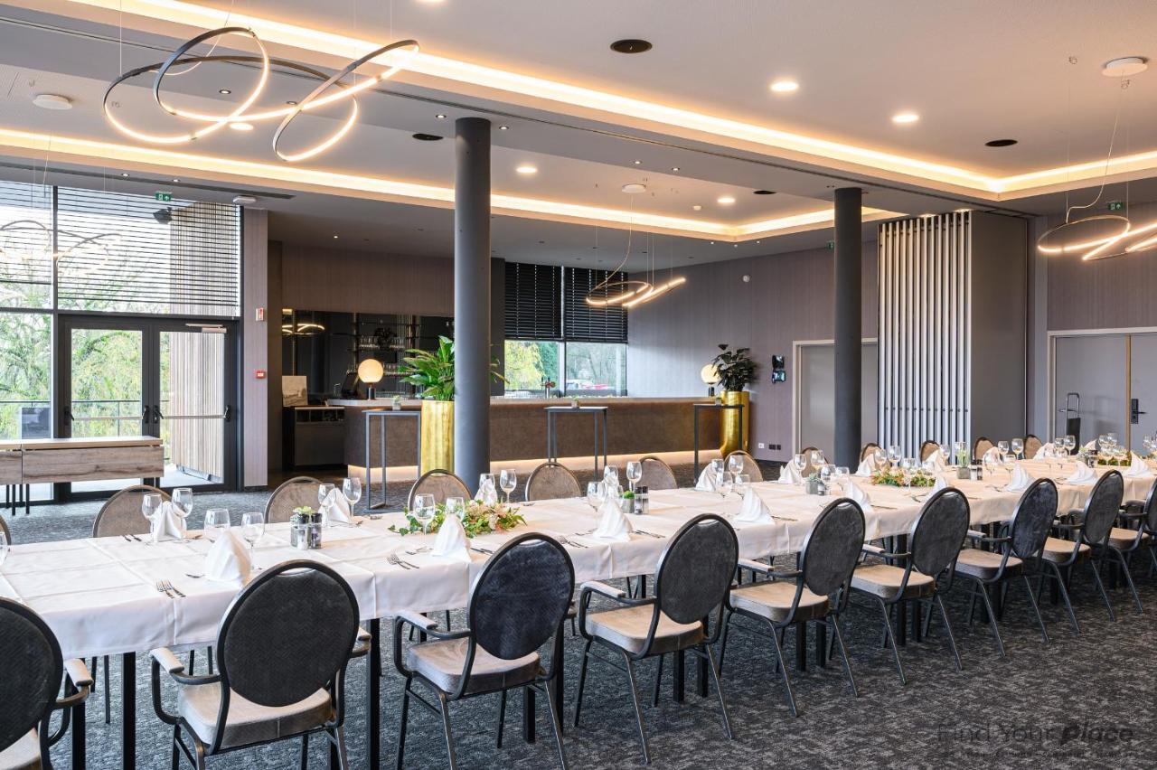 Hotel Restaurant Van Der Valk Nivelles-Sud Exterior foto