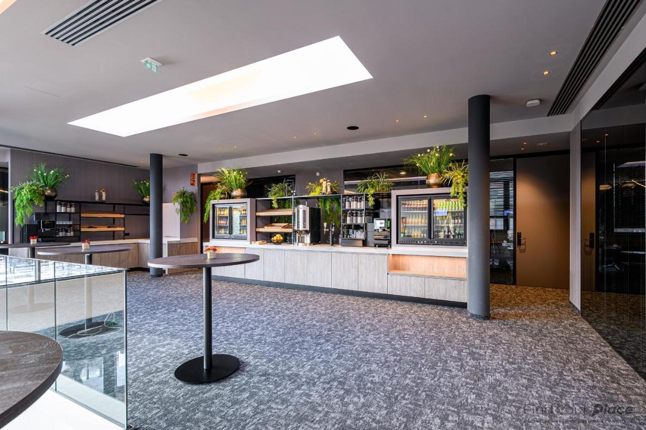Hotel Restaurant Van Der Valk Nivelles-Sud Exterior foto